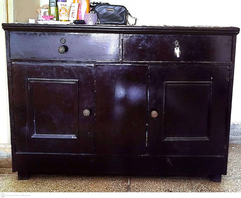 Dressing table with mirror 0