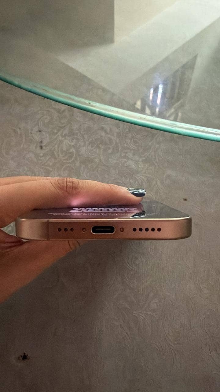 iphone 16 pro 1