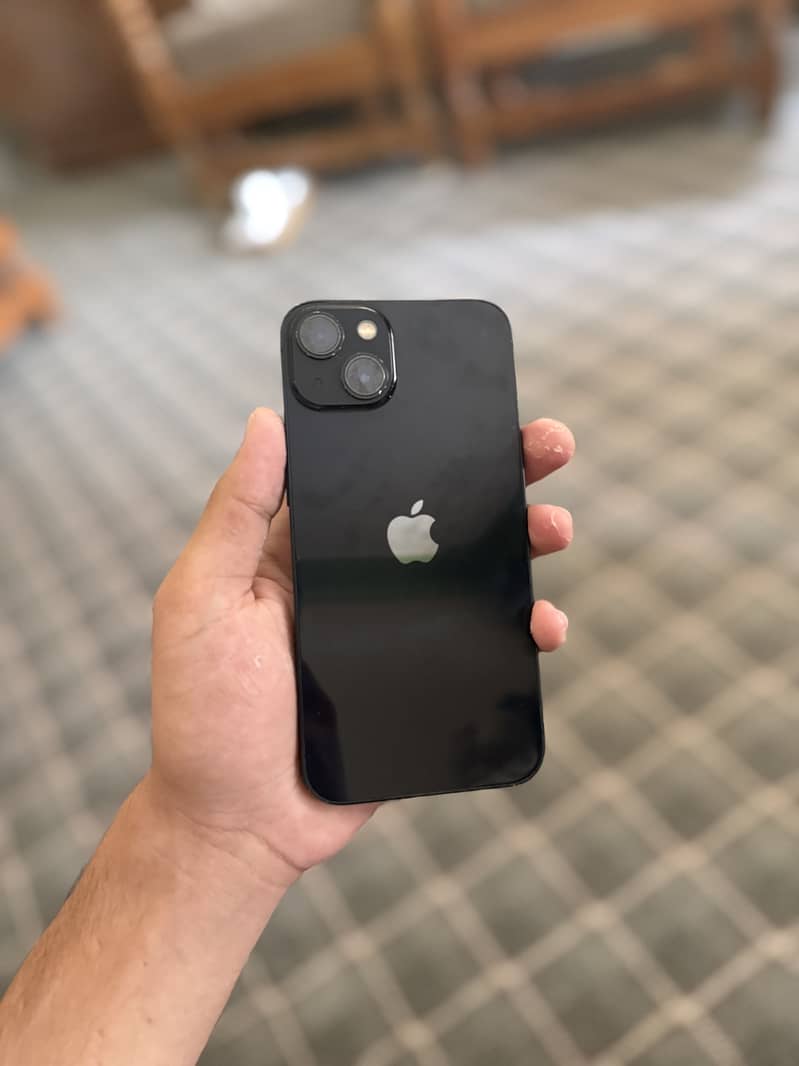 IPhone 13 0