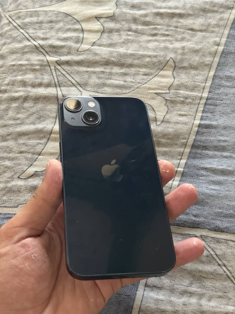 IPhone 13 2