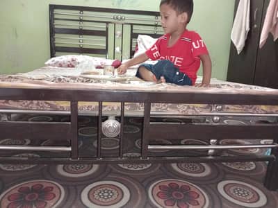iron bed