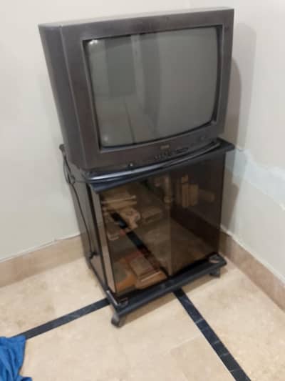 tv with trolly