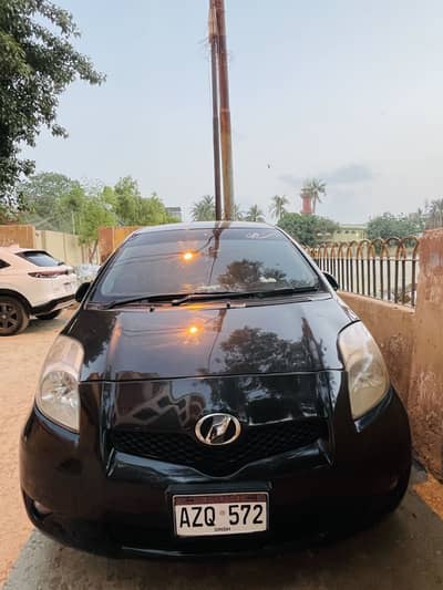 Toyota Vitz 2010 push start full option