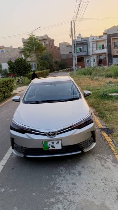 Toyota Corolla Altis Grande 1.8 [ URGENT SALE ]