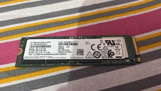 Samsung NVMe M. 2 SSD i