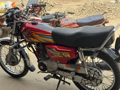 Honda 125 2020 model total genuine gift for old bike lover