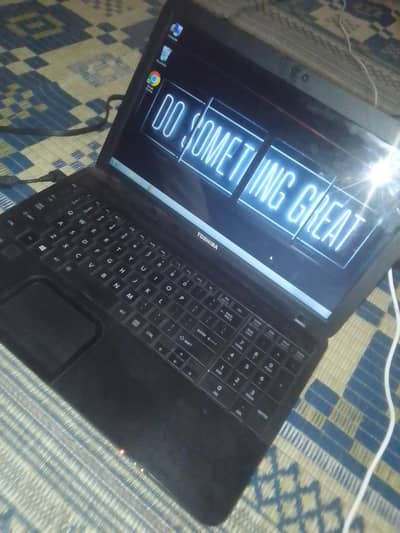 03150187703 whstapp Toshiba laptop 4G Ram 500HDD status ok