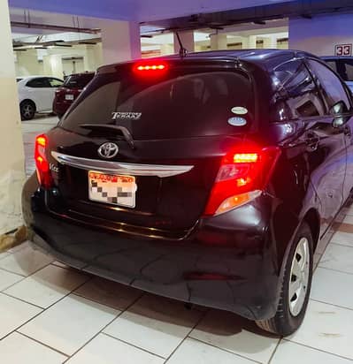 Toyota Vitz 2015