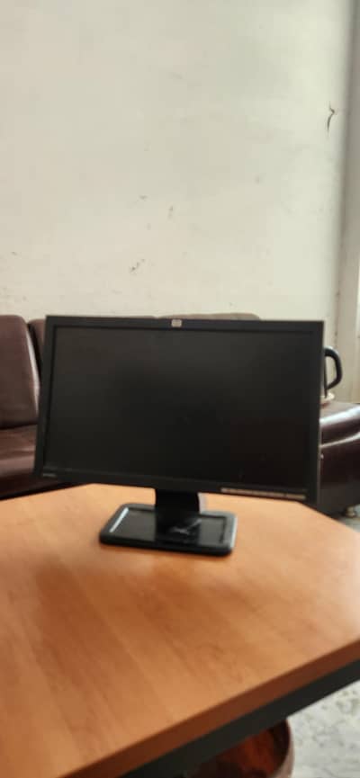 LED 19" HP