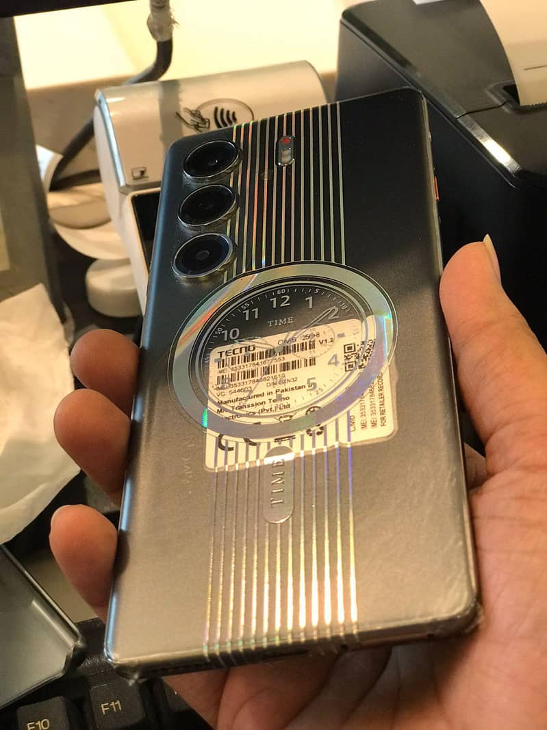 Tecno CAMON 40 Pro 3