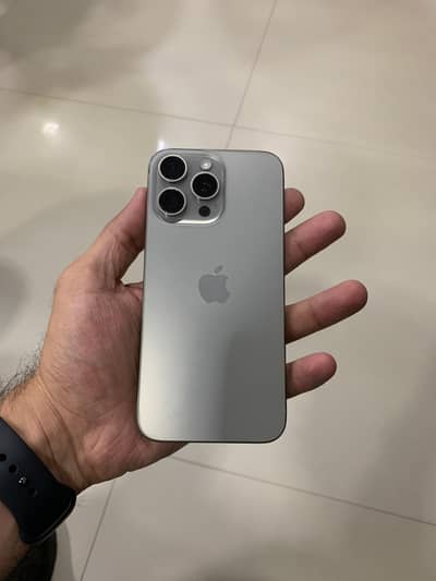 Apple iPhone 15 Pro Max