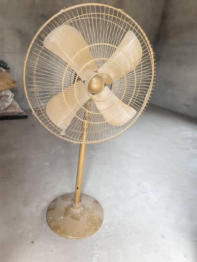 TABLE FAN FOR SALE