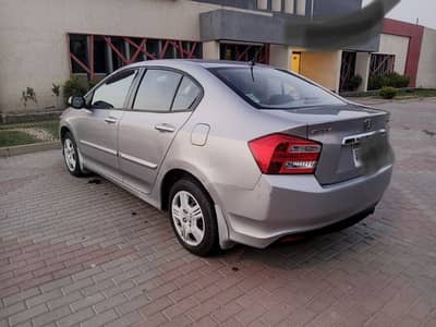 Honda City 2018 1st owner zero touch (guaranteed)03027653960