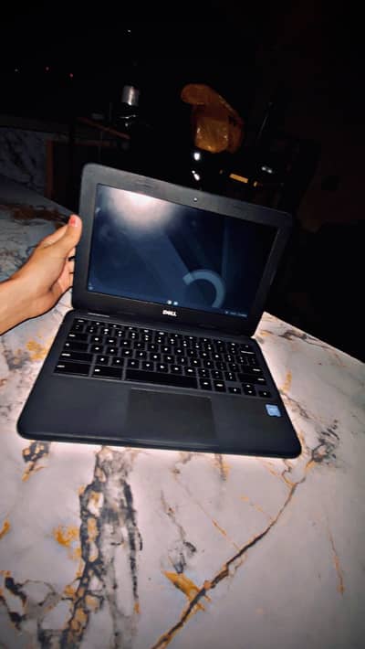 Dell Crome book