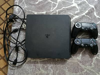 PlayStation 4 slim 500gb