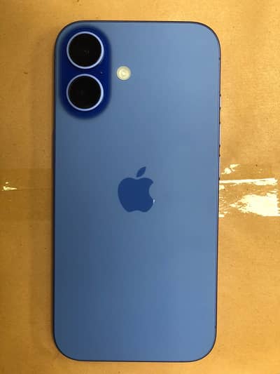 Apple iPhone 16