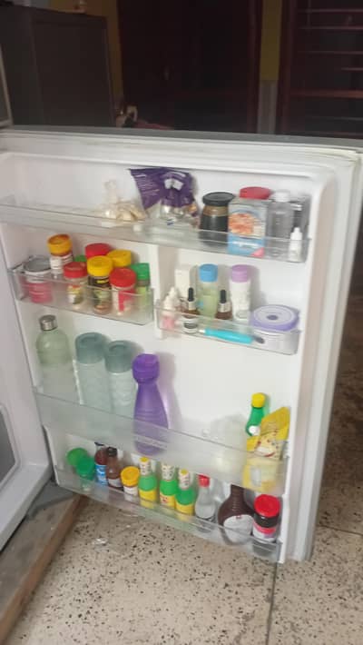 Hitachi Refrigerator