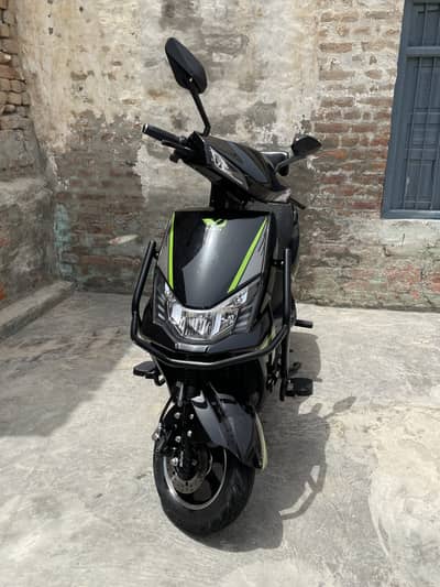 2026 YJ Future Azadi Pro Electric Bike with 60kmh speed and range 90km