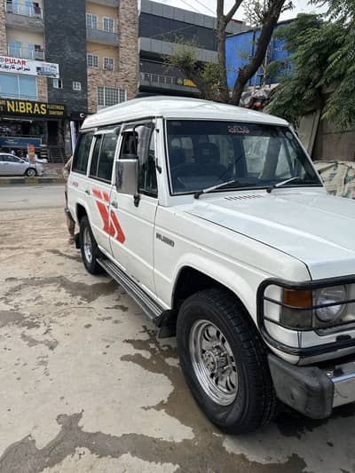 Antique pajero