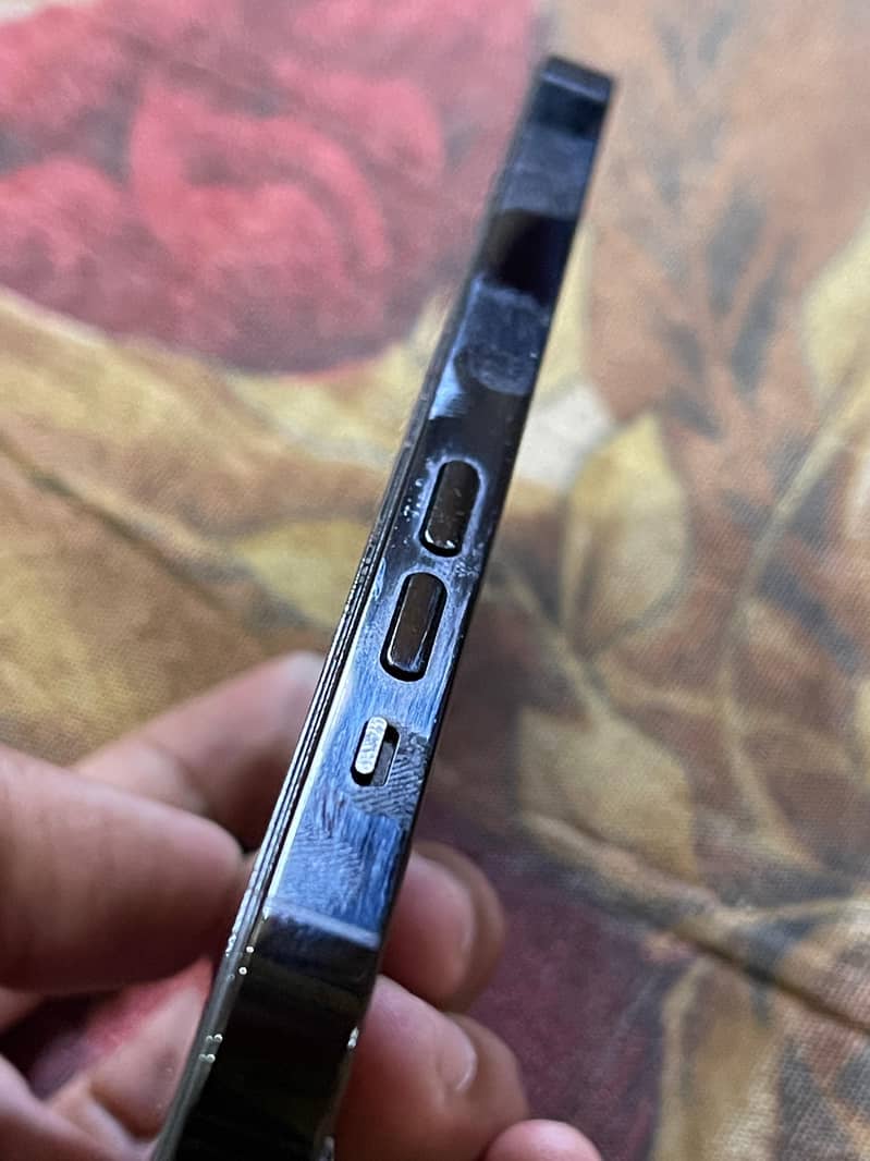 Apple iPhone 14 Pro 1