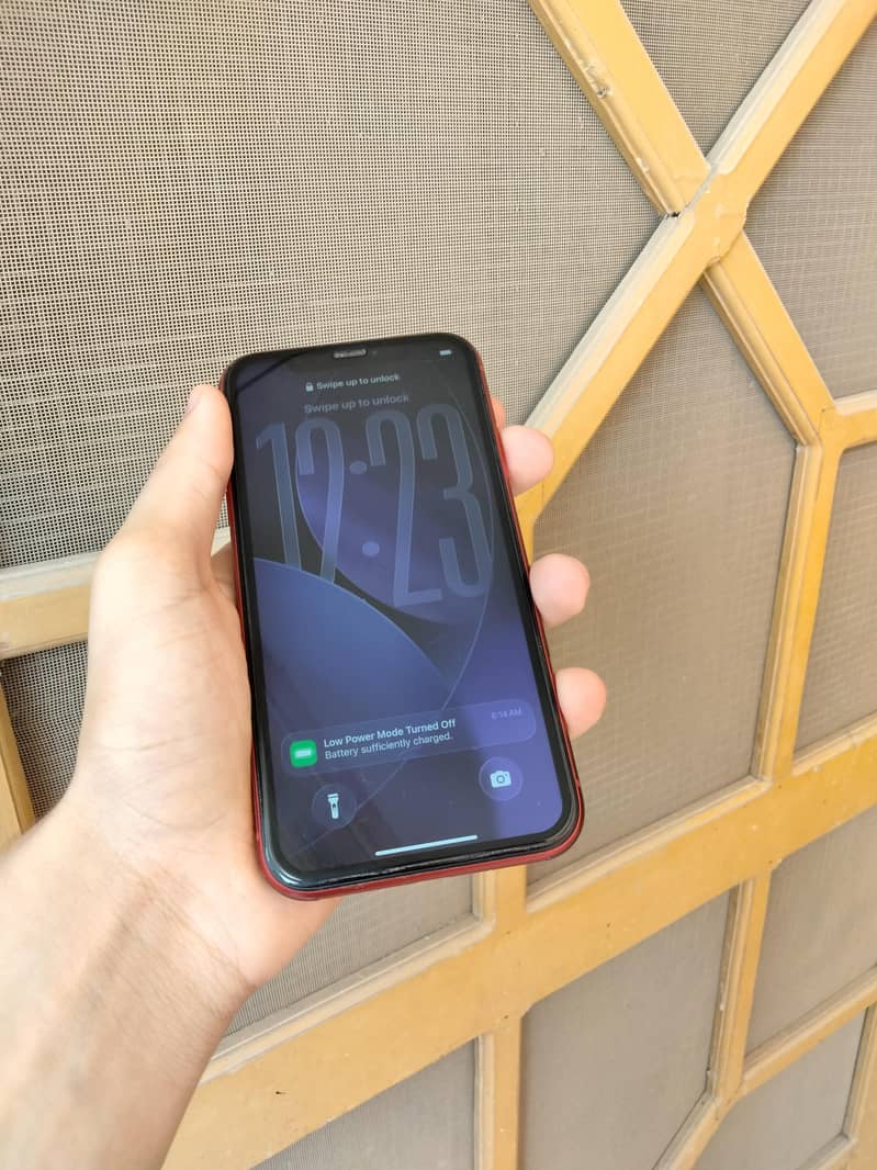 Apple iPhone 11 12
