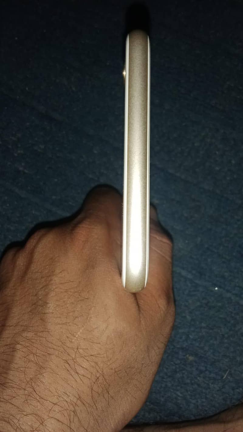 Apple iPhone 6 Plus 3