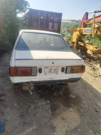 Nissan Sunny 1985