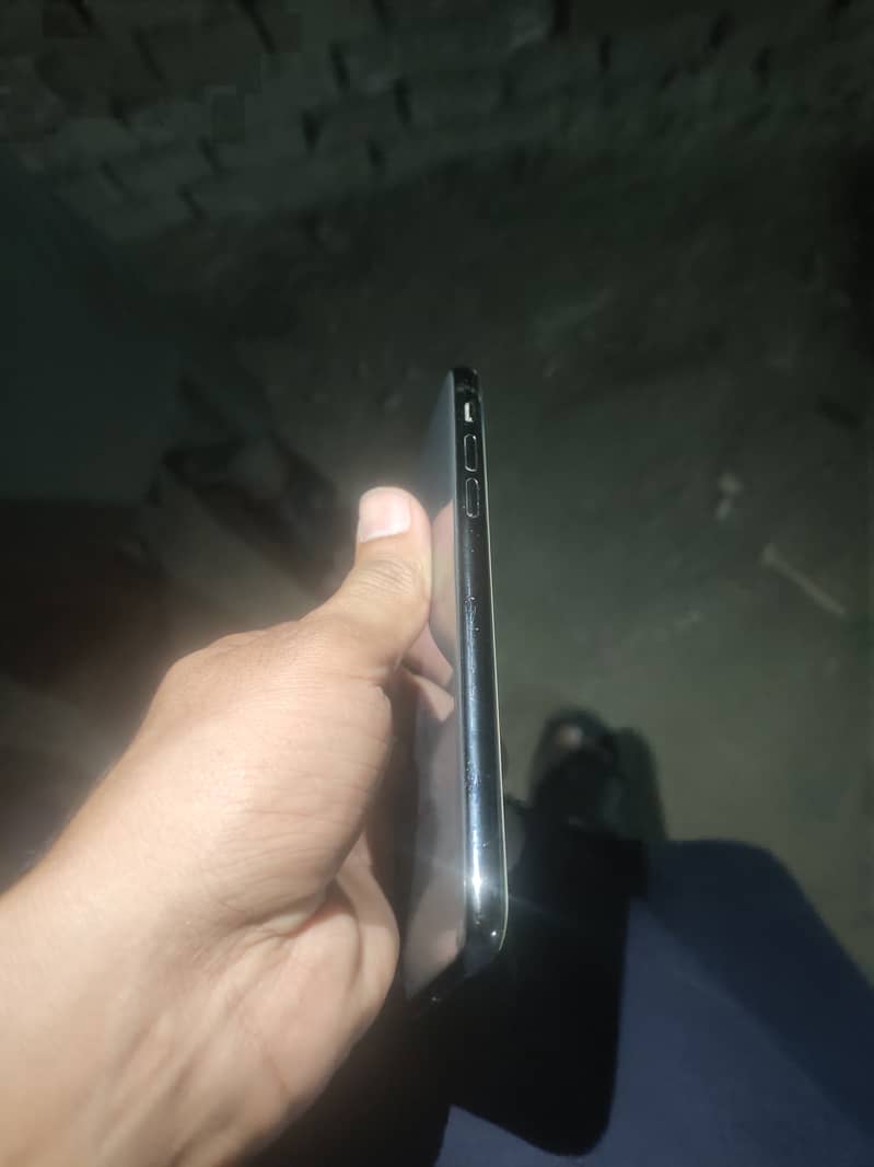 Apple iPhone X 0