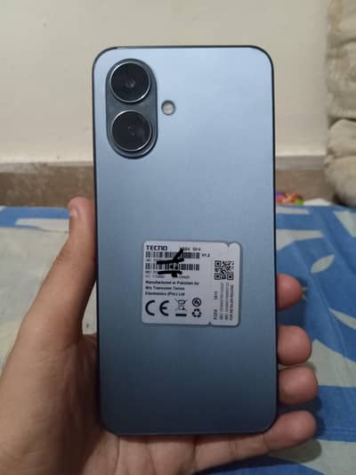 Tecno Spark Go 2 4+4/64gb