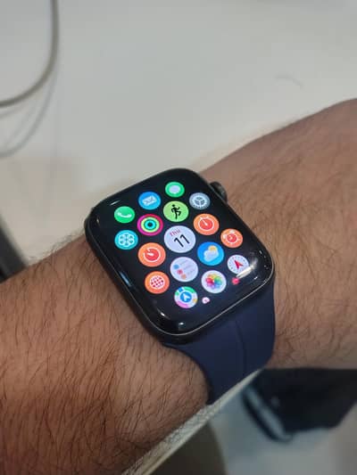 Apple Watch Series 5, 44MM with Box