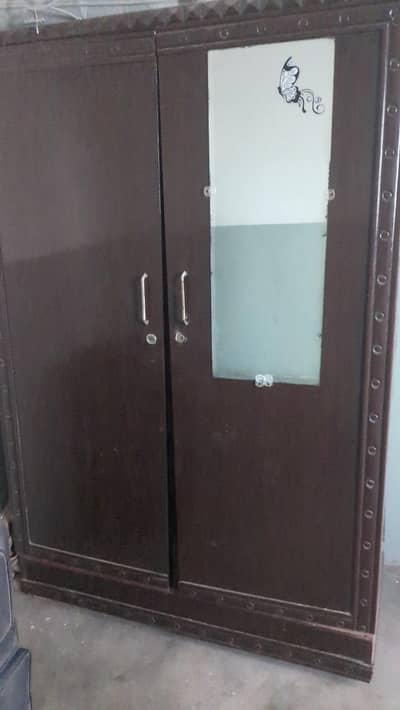 2 door wooden almeera brown color