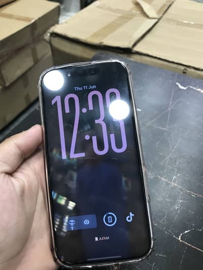 Apple iPhone 16 Pro