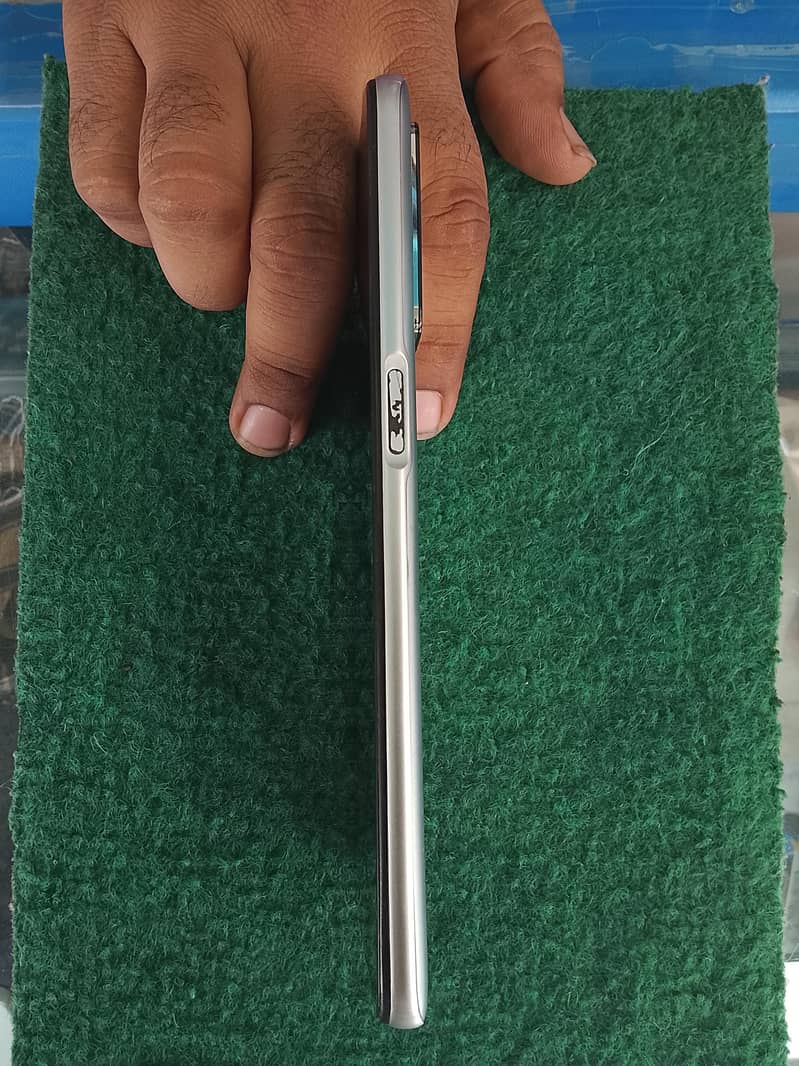 OPPO A16 1