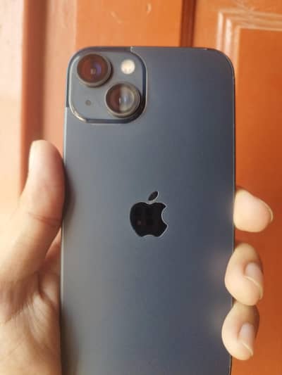 Apple iPhone 13