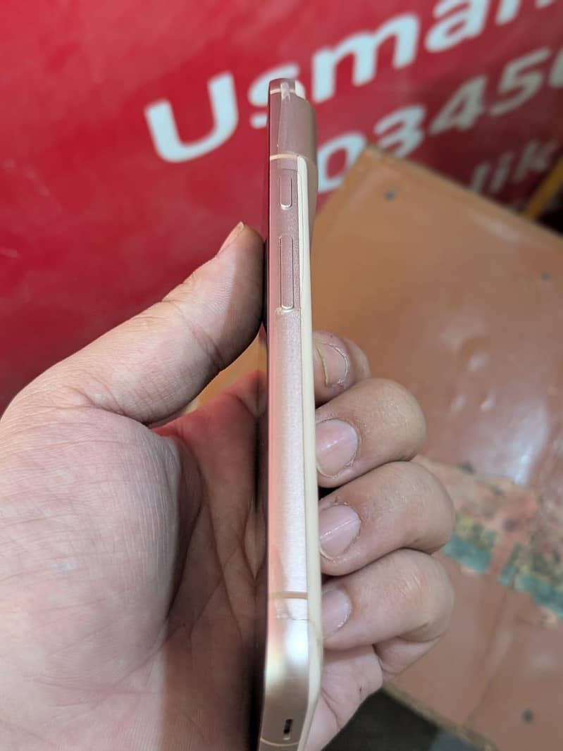 Google Pixel 8 2