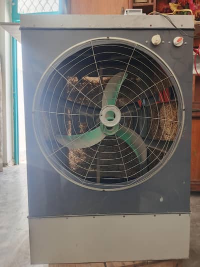 Air water cooler