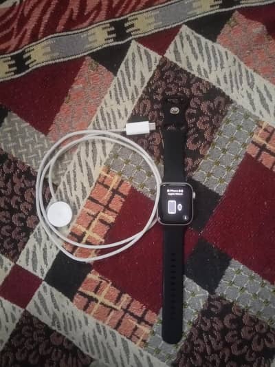 Apple watch series 9 in good condition