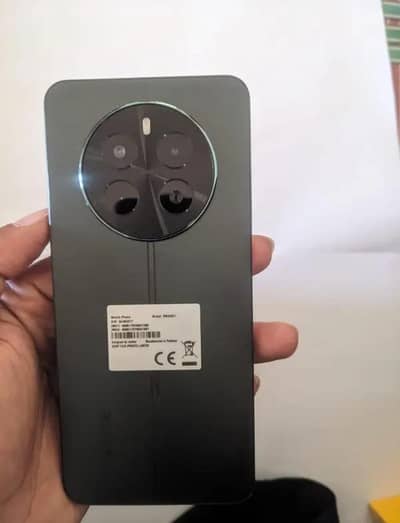 Realme 12