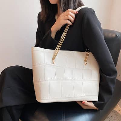 Product Name*: White Croc Textured PU Tote Bag with Gold Chain Strap