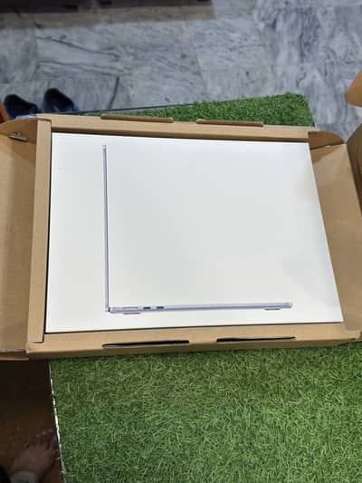 Macbook m5 air
