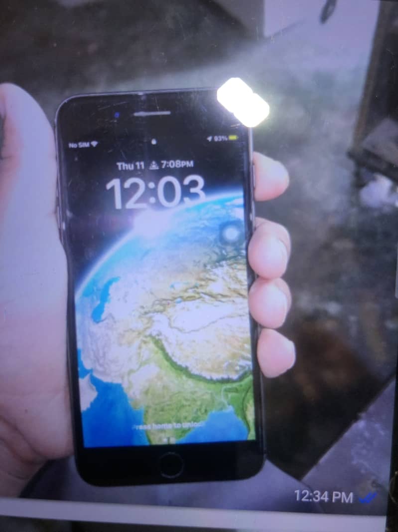 Apple iPhone 8 Plus 6