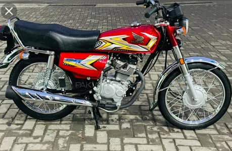 Honda 125 . Red color