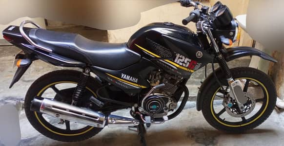 yamaha YBR G
