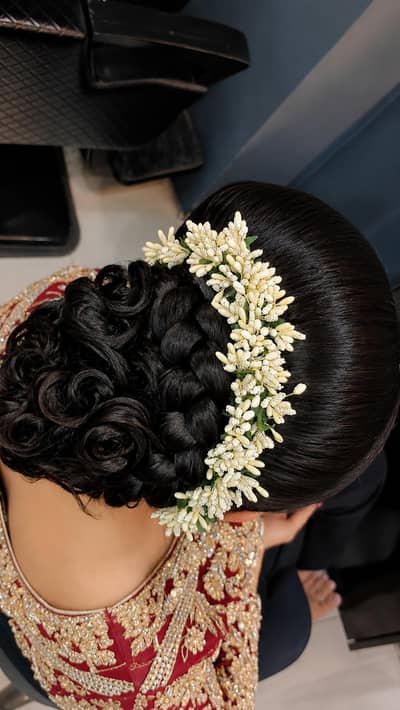 Jiya Hairstylist | Home Salon Services for Ladies | 30% OFF