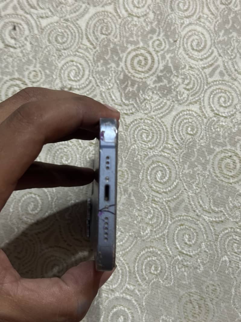 Apple iPhone 14 1