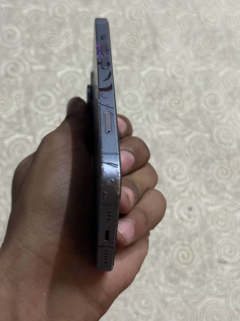 Apple iPhone 14 6