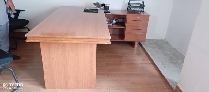 MD table for sale