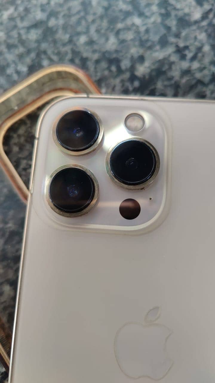 IPhone 13 Pro 4
