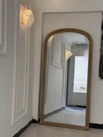 standing mirror