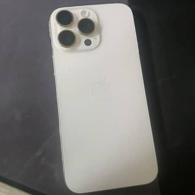 Apple iPhone 16 Pro Max